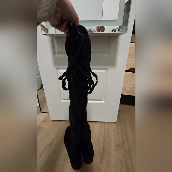 Black Sued Over-the-Knee Boots With Lace Back. Worn Once Size 10 SOLD - Picture 3 of 5